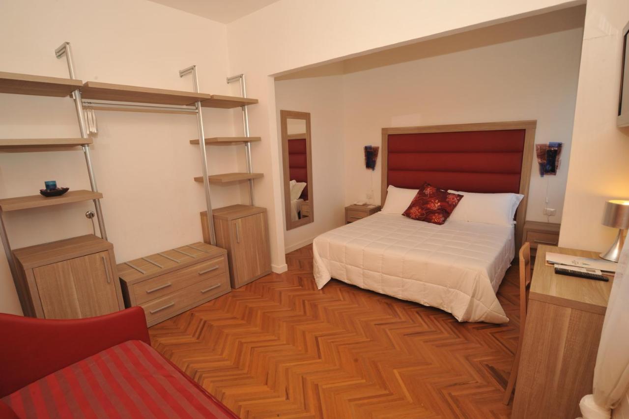Hotel Astoria Φέρμο Εξωτερικό φωτογραφία