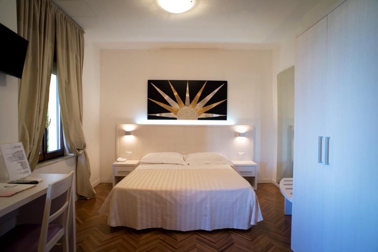 Hotel Astoria Φέρμο Εξωτερικό φωτογραφία