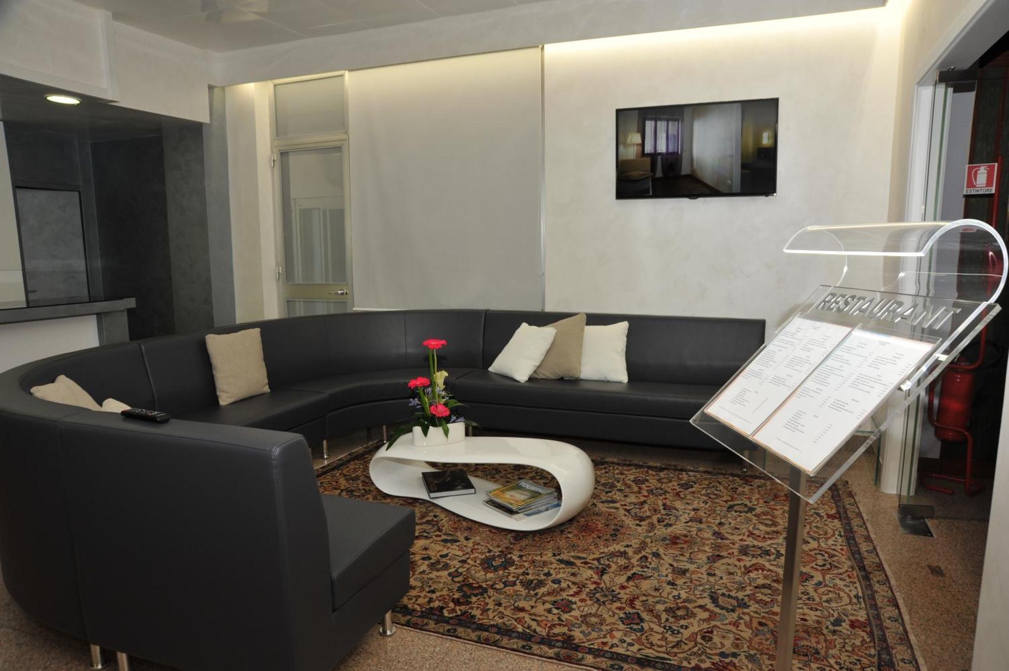 Hotel Astoria Φέρμο Εξωτερικό φωτογραφία