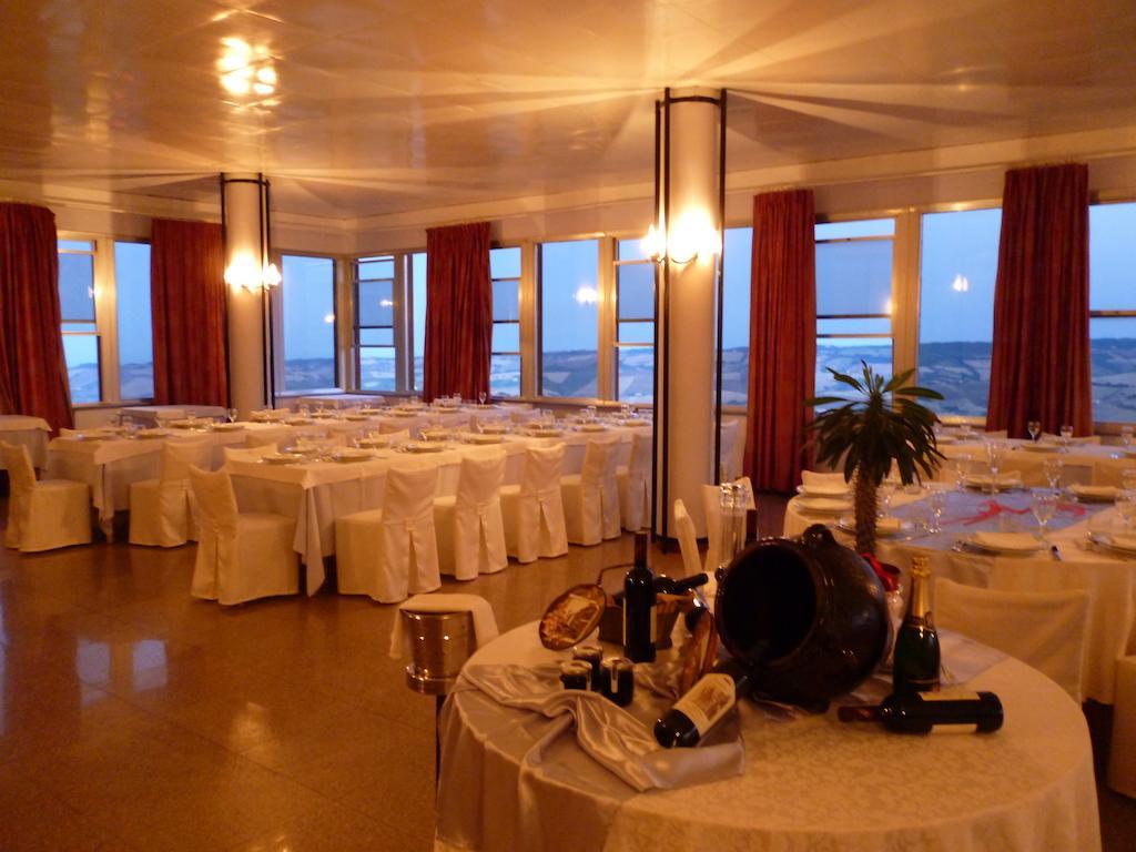 Hotel Astoria Φέρμο Εξωτερικό φωτογραφία